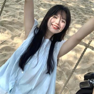 手枪女孩海报